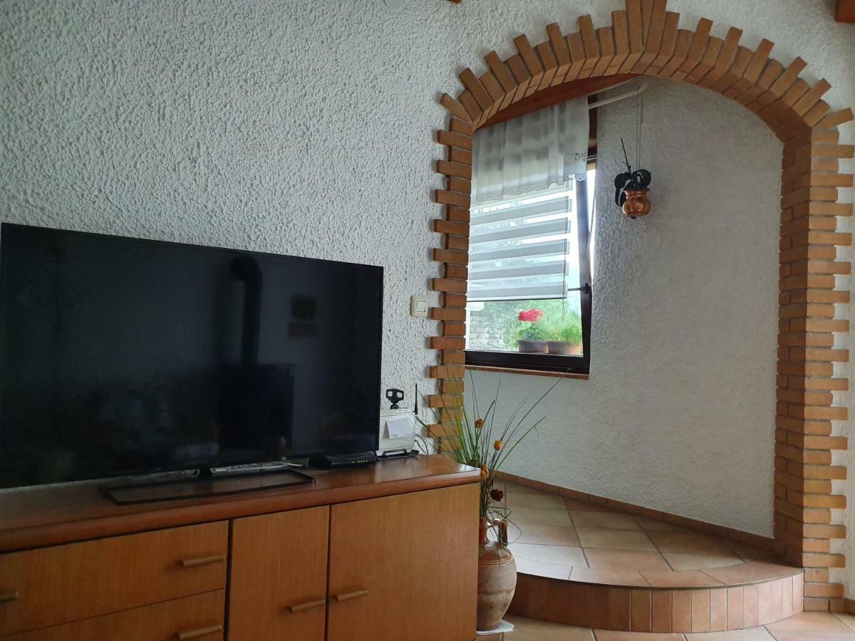 Apartma Maell 1 Most na Soči Eksteriør billede